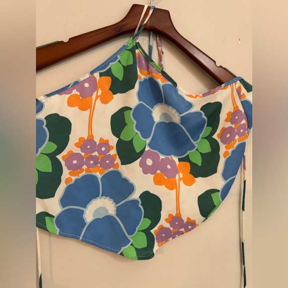 Halter Top - Picture 4 of 5